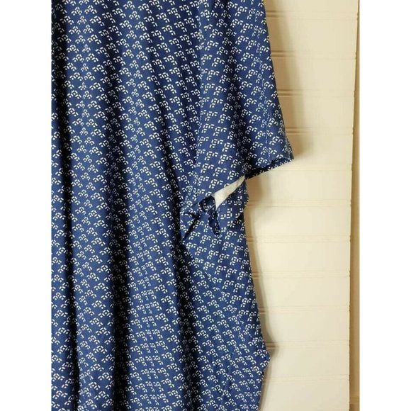 Women Within Blue With White Geometric Pattern Blouse - Picture 6 of 6